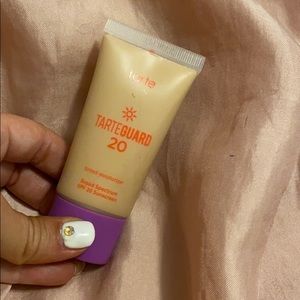 tarte Makeup - Tarte tarteguard spf 20 tinted moisturizer tarte Makeup - Tarte tarteguard spf 20 tinted moisturizer